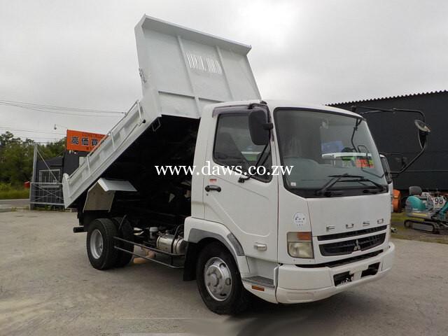 2010 Mitsubishi Fighter tipper. Manual, diesel truck - Daws Plant ...
