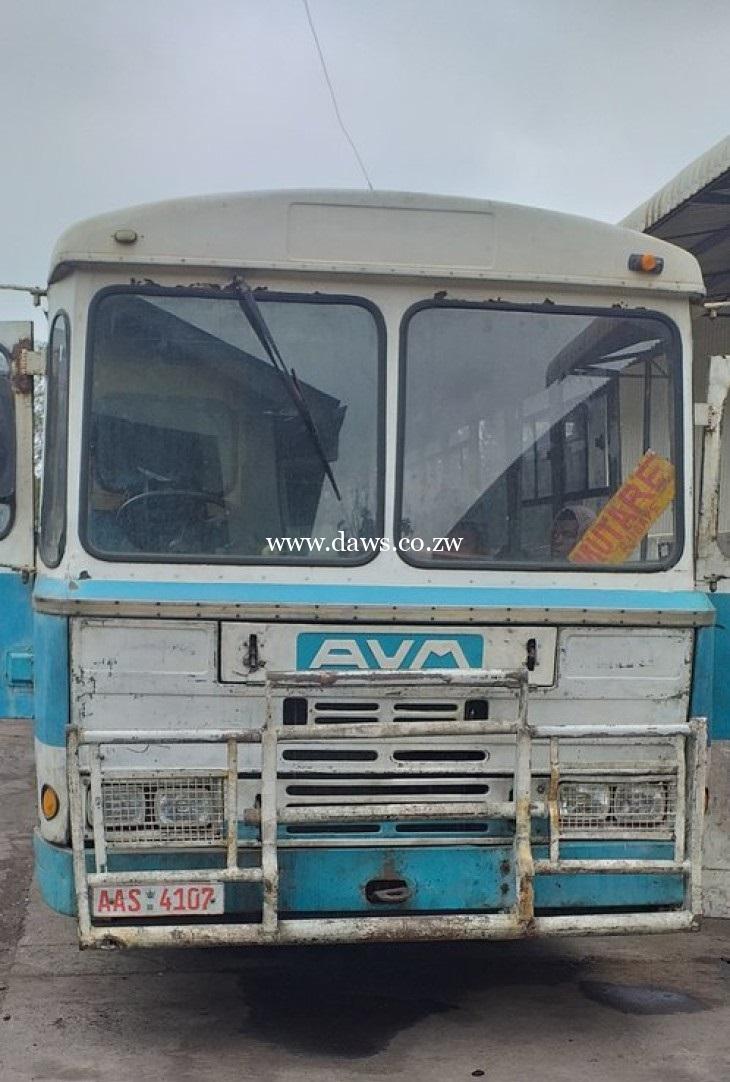 DAF AVM bus, manual transmission - Daws Plant & Machinery Zimbabwe